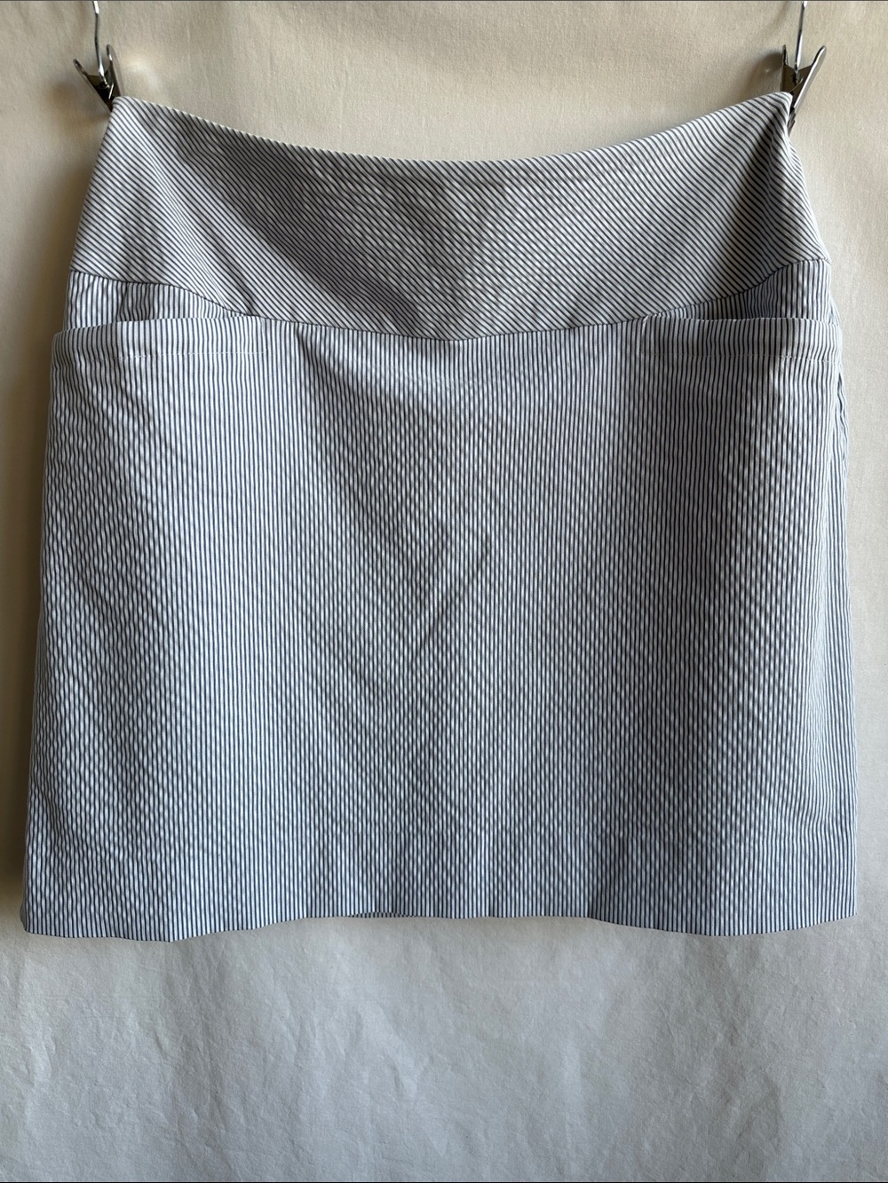 S.C. & Co. blue and white pinstripe skort, size L